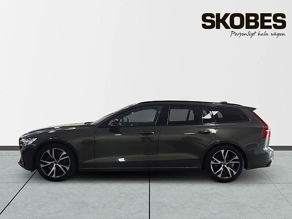 Volvo V60 4 of 5