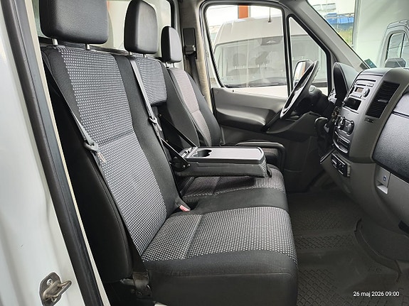 Mercedes-Benz Sprinter 518 17 of 23