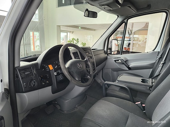Mercedes-Benz Sprinter 518 20 of 23