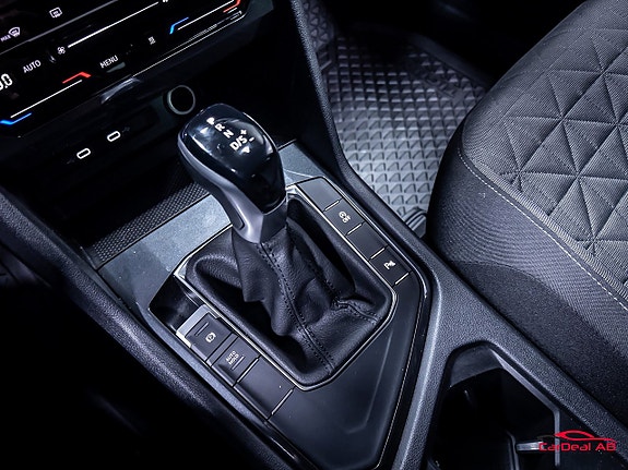 Volkswagen Tiguan 26 of 27