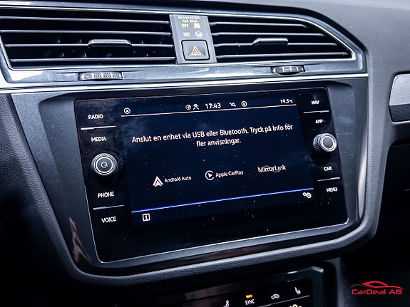 Volkswagen Tiguan 23 of 27