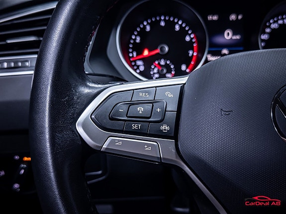 Volkswagen Tiguan 20 of 27