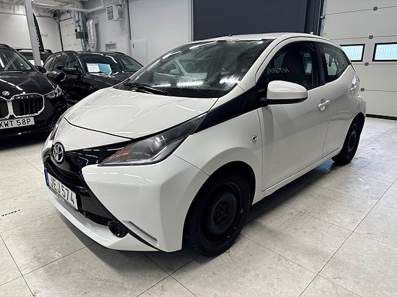 Toyota Aygo 3 of 5