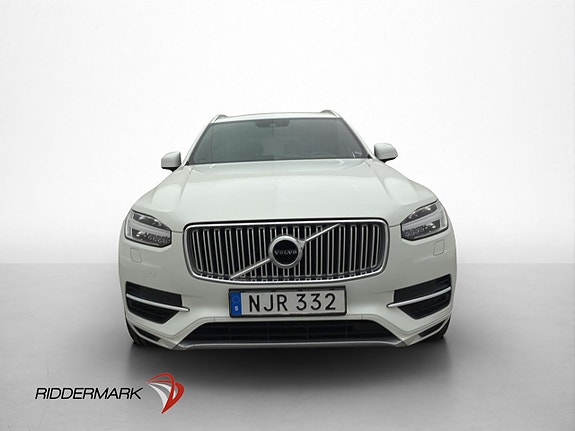Volvo XC90 2 of 30