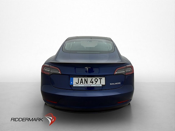 Tesla Model 3 8 of 29