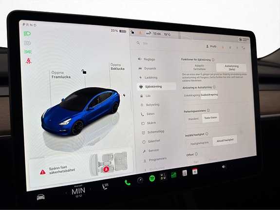 Tesla Model 3 18 of 29