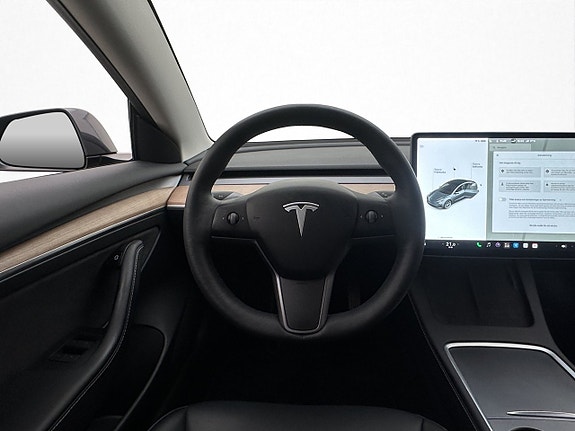 Tesla Model 3 23 of 30