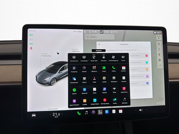 Tesla Model 3 14 of 30