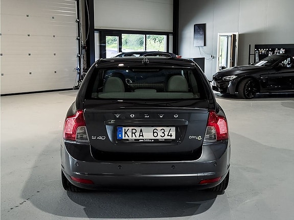 Volvo S40 5 of 5