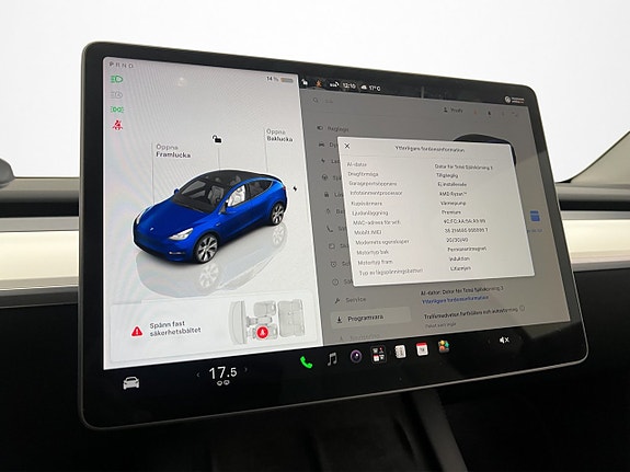 Tesla Model Y 23 of 30
