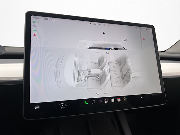 Tesla Model Y 25 of 30