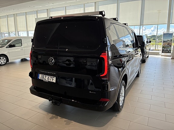 Volkswagen Transporter 4 of 5
