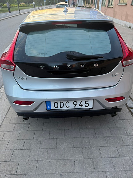 Volvo V40 9 of 10