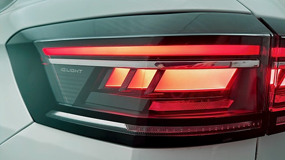 Volkswagen Passat 19 of 19
