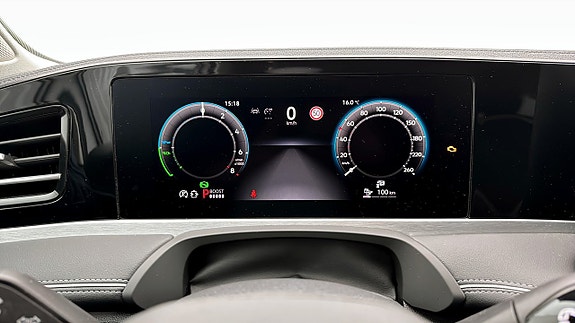 Volkswagen Passat 13 of 19