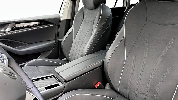 Volkswagen Passat 8 of 19