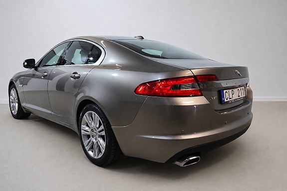 Jaguar XF 5 of 22