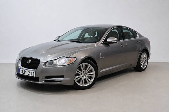 Jaguar XF 4 of 25