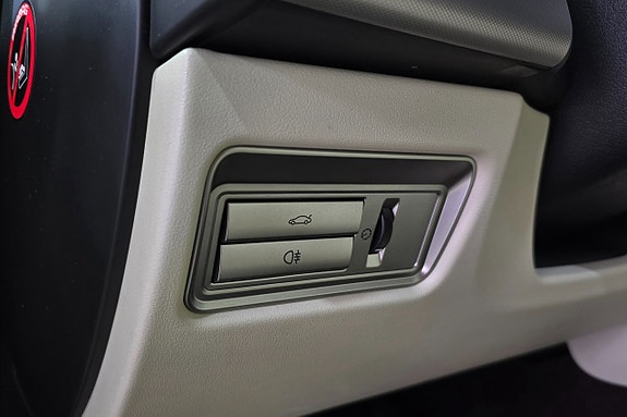Jaguar XF 11 of 22