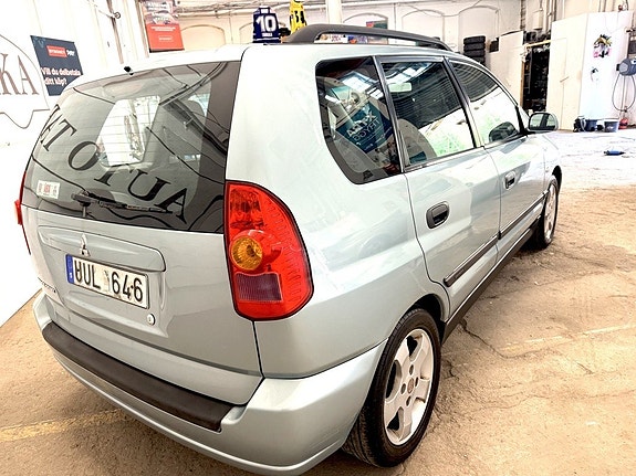 Mitsubishi Space Star 4 of 5