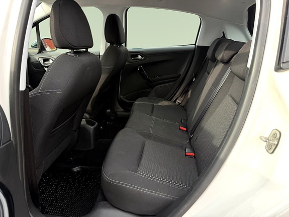 Peugeot 208 6 of 10