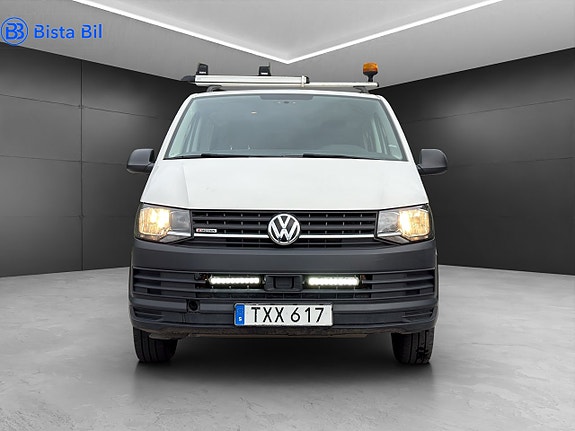 Volkswagen Transporter 6 of 18