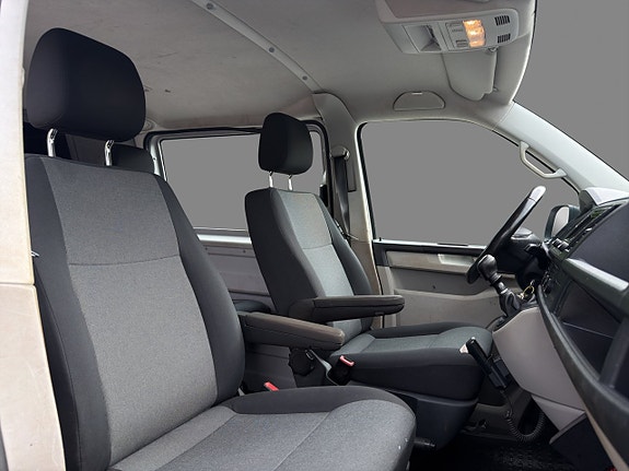 Volkswagen Transporter 13 of 18