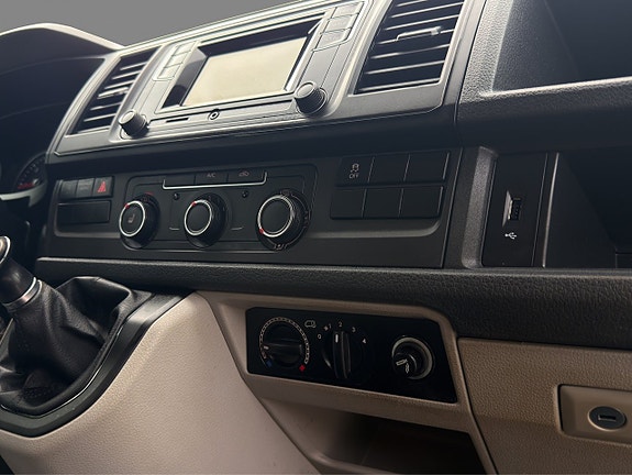 Volkswagen Transporter 16 of 18