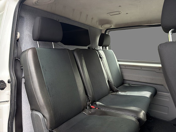Volkswagen Transporter 14 of 18