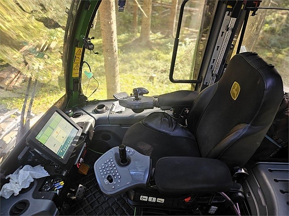 John Deere 1170G 5 of 13