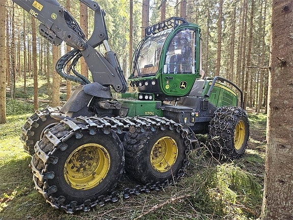 John Deere 1170G 2 of 13