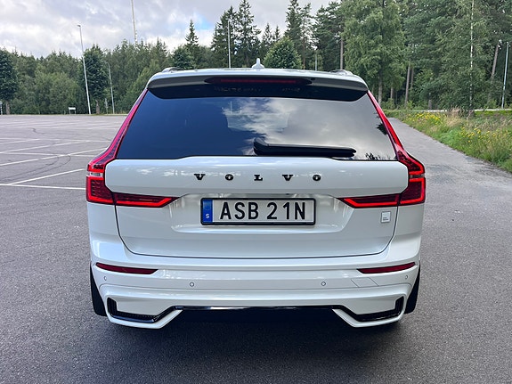 Volvo XC60 7 of 11