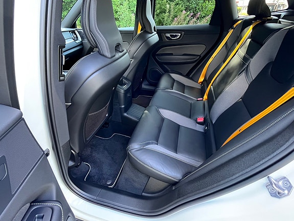 Volvo XC60 9 of 11