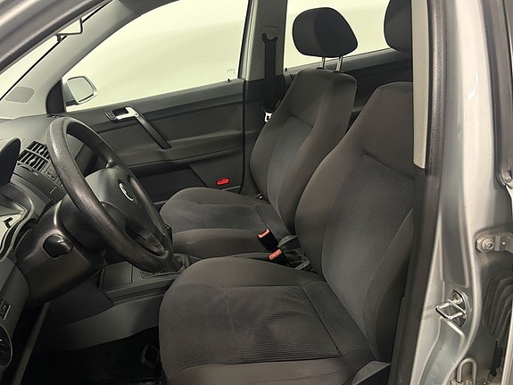 Volkswagen Polo 8 of 9