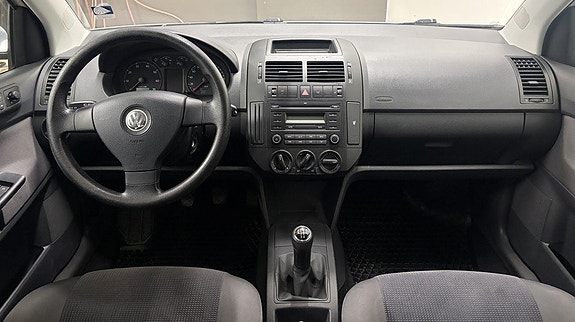 Volkswagen Polo 6 of 9