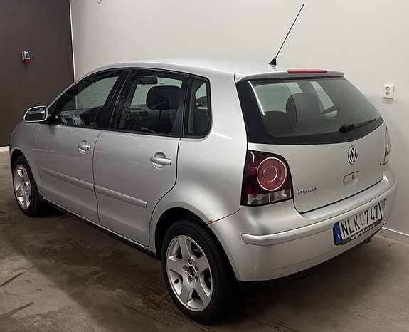 Volkswagen Polo 5 of 5