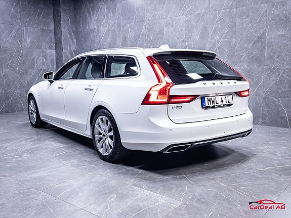 Volvo V90 5 of 5