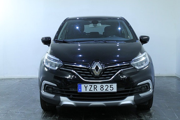 Renault Captur 2 of 11