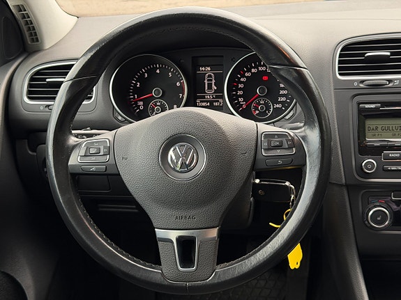 Volkswagen Golf VI 12 of 15