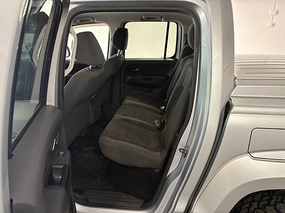 Volkswagen Amarok 18 of 20