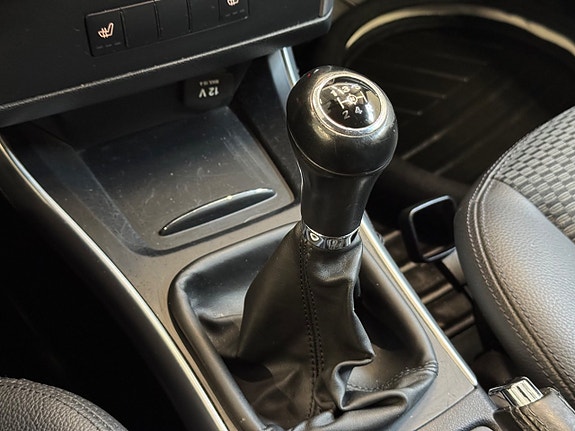 Mercedes-Benz B180 13 of 15