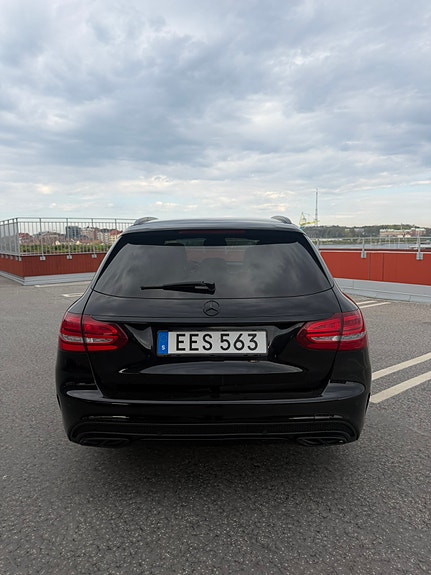 Mercedes-Benz C250 5 of 13