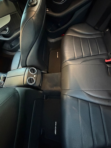 Mercedes-Benz C250 9 of 13