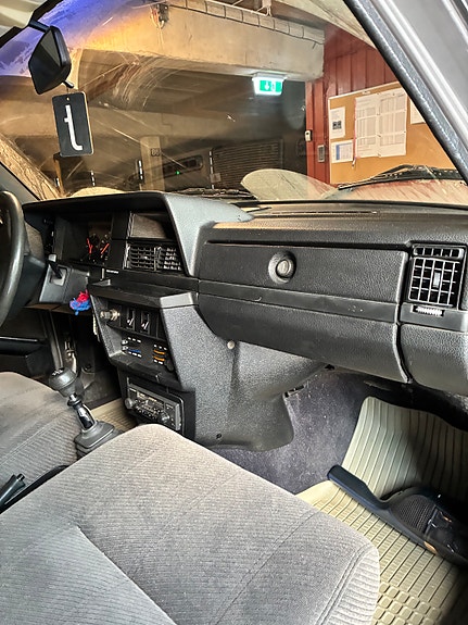 Volvo 240 6 of 14
