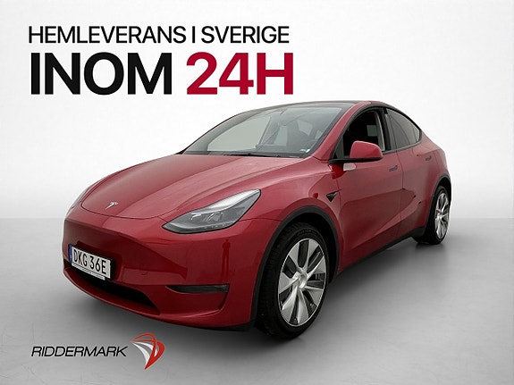 Tesla Model Y 4 of 30