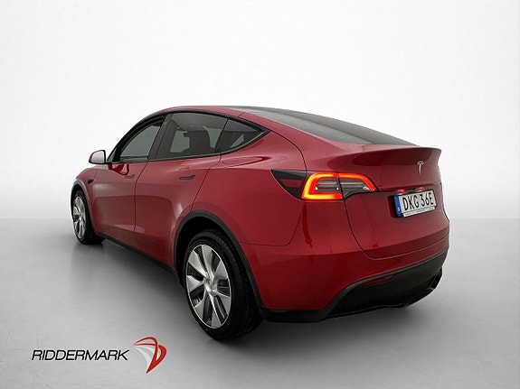 Tesla Model Y 6 of 30