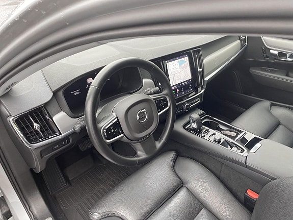 Volvo V90 6 of 15