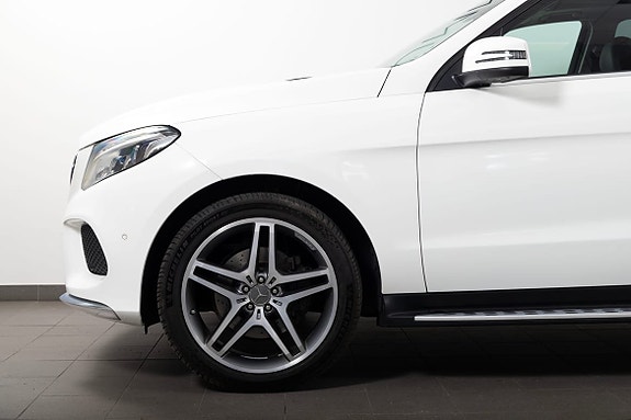 Mercedes-Benz GLE350 d 4 of 5