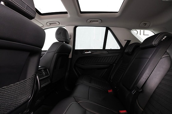 Mercedes-Benz GLE350 d 17 of 27