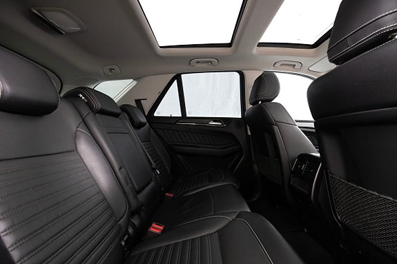 Mercedes-Benz GLE350 d 15 of 27